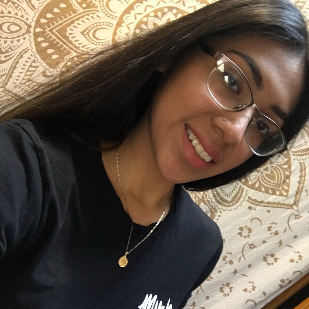 Meet your Posher, Fatima